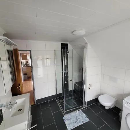 Neu! Merle Mit Balkon Apartment