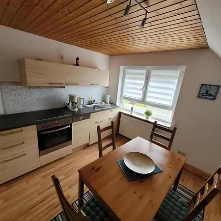 Apartment Neu! Merle Mit Balkon